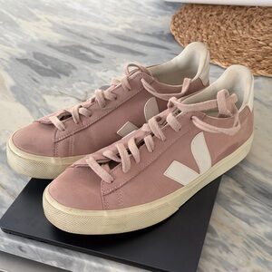 Veja Women's Blush and Cream Sneakers